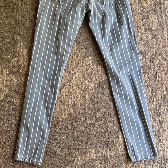 James Jeans Twiggy Ankle Jeans in Bengal Stripes - Picture 9 of 11